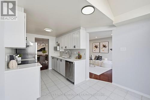 2254 Silverado Crescent, Ottawa, ON 