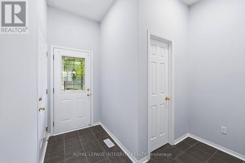 2254 Silverado Crescent, Ottawa, ON 