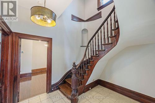 44 Elgin Street, St. Thomas, ON 
