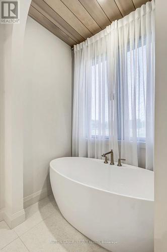 239 Foxborough Place, Thames Centre (Thorndale), ON 
