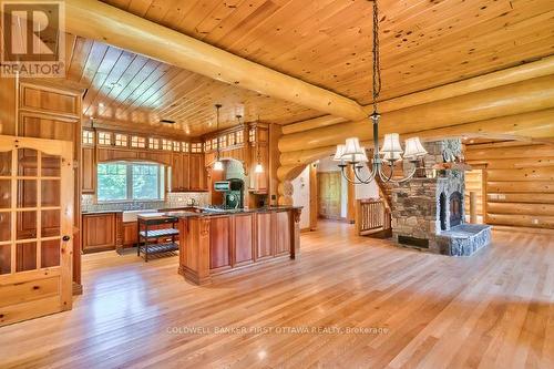 Open easy-flow floor plan - 2467 Darling Road, Lanark Highlands, ON 