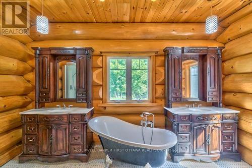 Luxury spa 5-pce ensuite, marble on teak vanities - 2467 Darling Road, Lanark Highlands, ON 