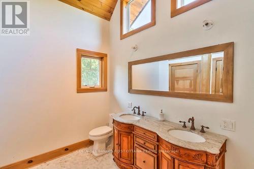 Second floor Jack&Jill bathrm for 3rd & 4th bedrm - 2467 Darling Road, Lanark Highlands, ON 