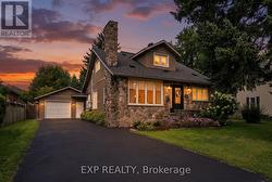 2753 ST PAUL AVENUE Niagara Falls (Stamford), ON L2J 2L3
