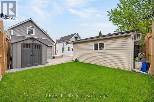 15 Phipps Street, Fort Erie (Central), ON 