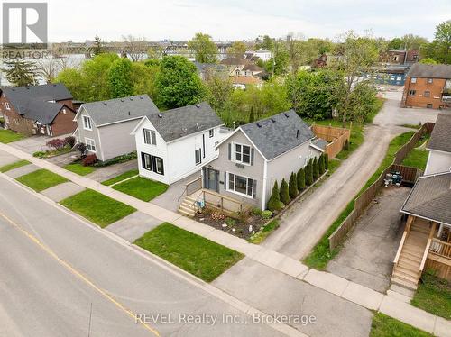 15 Phipps Street, Fort Erie (Central), ON 