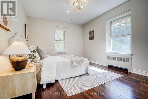 19 Lower Links Road, Toronto, ON 