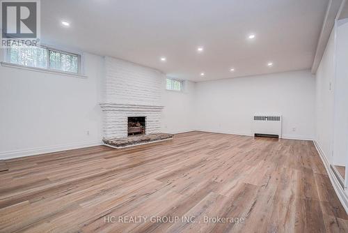 19 Lower Links Road, Toronto, ON 
