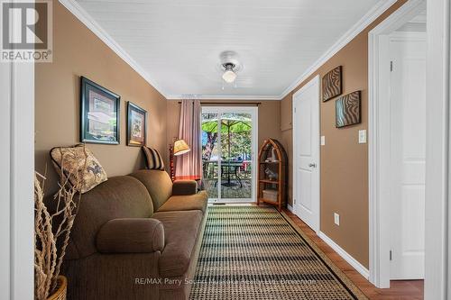 2 Robins Nest Lane, Mckellar, ON 