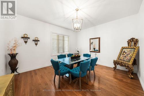 1002 Oaktree Crescent, Newmarket, ON 