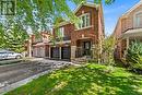 1002 Oaktree Crescent, Newmarket, ON 