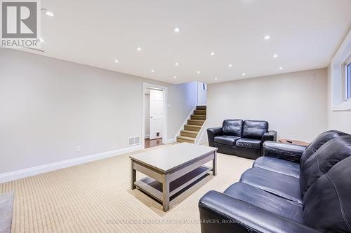 2037 Mountain Grove Avenue, Burlington, ON 