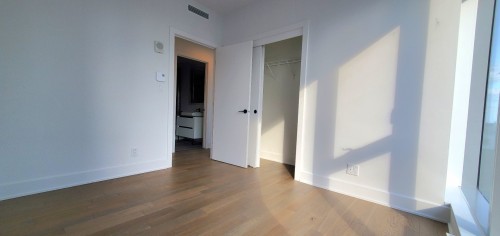 1907-720 Rue St-Jacques , Montréal (Ville-Marie), QC H3C 1E9 4