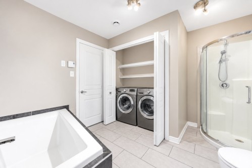 Salle de bains - 3-8135 Rue De Londres, Brossard, QC 