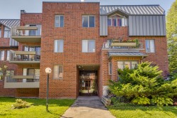1950 Rue St-Jacques  Montréal (Le Sud-Ouest), QC H3J 2S1