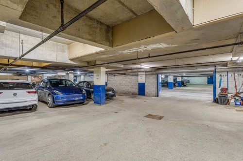 Garage - 1950 Rue St-Jacques, Montréal (Le Sud-Ouest), QC 