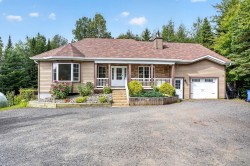 8  - 8A Rue du Joli-Bourg Sainte-Marguerite-Du-Lac-Masson, QC J0T 1L0