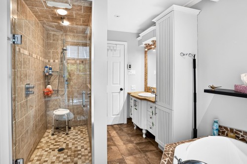 Salle de bains - 8  - 8A Rue Du Joli-Bourg, Sainte-Marguerite-Du-Lac-Masson, QC 