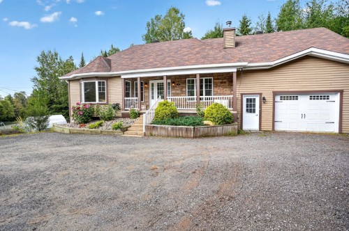 Extérieur - 8  - 8A Rue Du Joli-Bourg, Sainte-Marguerite-Du-Lac-Masson, QC 
