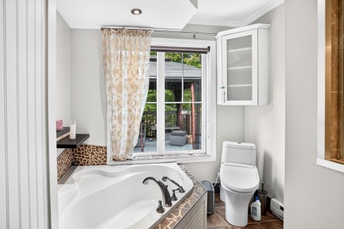 Salle de bains - 8  - 8A Rue Du Joli-Bourg, Sainte-Marguerite-Du-Lac-Masson, QC 