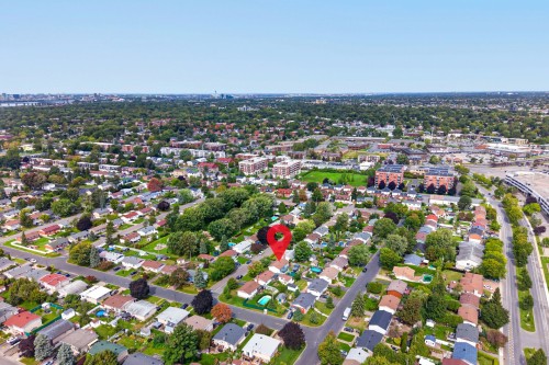 Photo aérienne - 6205 Rue Poitras, Brossard, QC 