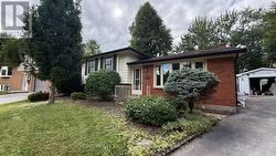 80 ROLLSCOURT PLACE London North (North K), ON N6G 1M2