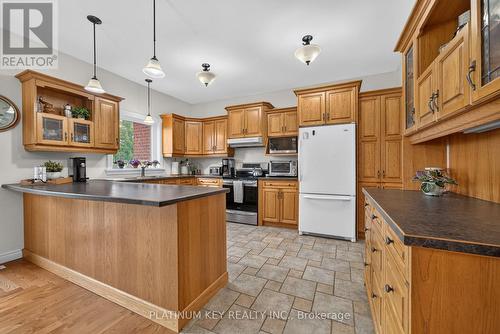653 Peter Street, Strathroy-Caradoc (Melbourne), ON 
