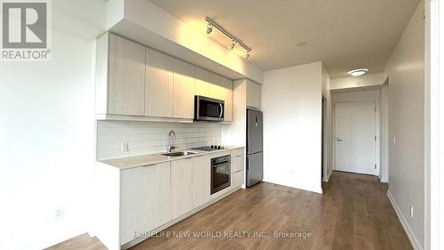 1406 - 32 Forest Manor Road, Toronto, ON 