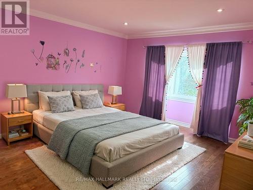 11 Sleepy Hollow Lane, Whitchurch-Stouffville, ON 