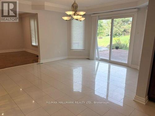 11 Sleepy Hollow Lane, Whitchurch-Stouffville, ON 