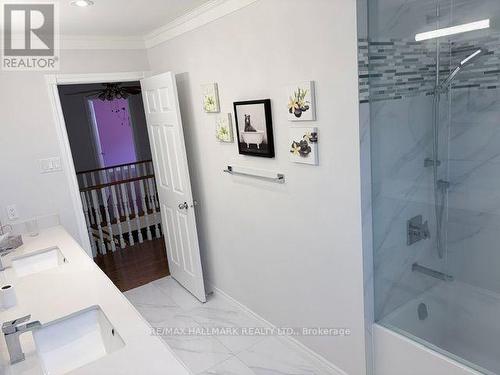 11 Sleepy Hollow Lane, Whitchurch-Stouffville, ON 