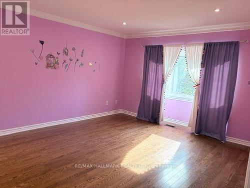11 Sleepy Hollow Lane, Whitchurch-Stouffville, ON 