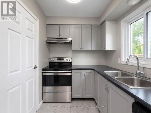 Kitchen 2 - 112 Northgate Drive, Welland (N. Welland), ON 