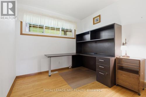 bedroom 2, desk can stay - 53 Pearson Road, Welland (Cooks Mills), ON 