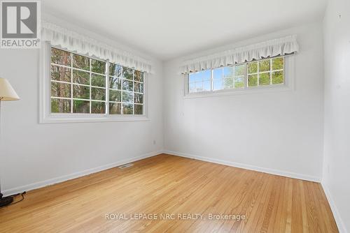 primary bedroom - 53 Pearson Road, Welland (Cooks Mills), ON 