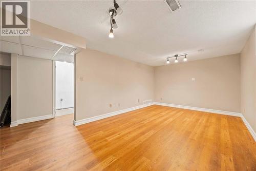1593 Murphy Road, Sarnia, ON 