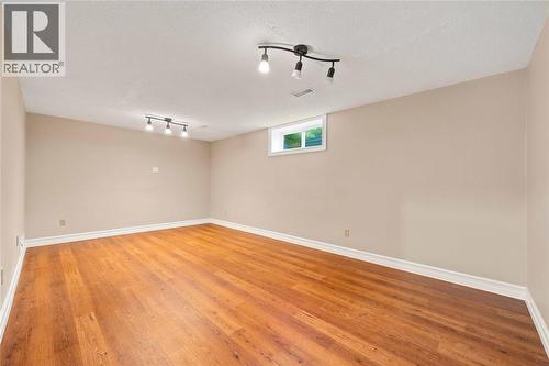 1593 Murphy Road, Sarnia, ON 