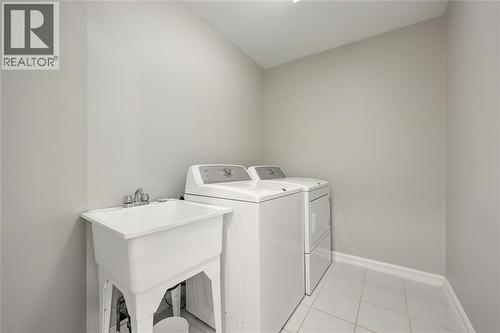 1593 Murphy Road, Sarnia, ON 