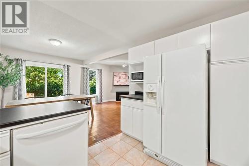 1593 Murphy Road, Sarnia, ON 