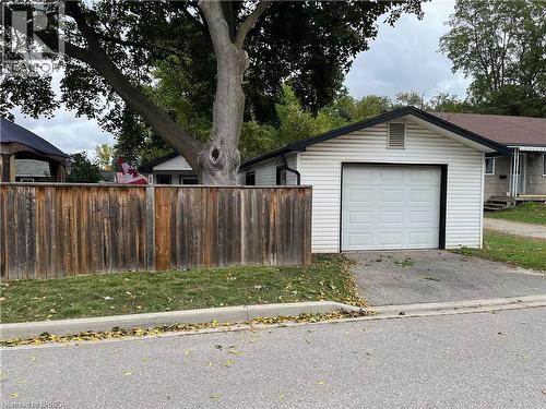 24 Elliott Avenue, Brantford, ON 