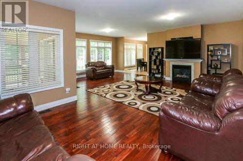 4441 Lawrence Avenue E, Toronto, ON 