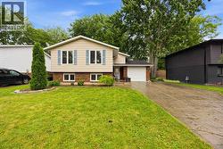 1308 Springbank DRIVE Sarnia, ON N7S 5H4