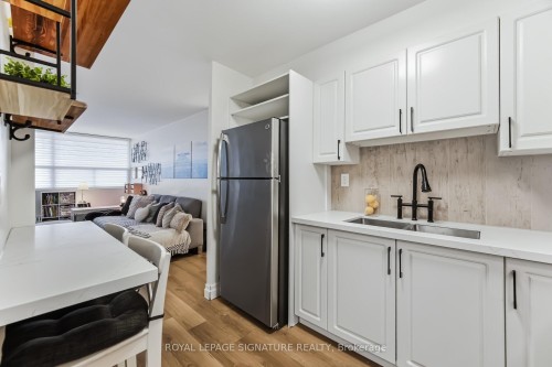1203-2263 Marine Drive, Oakville, ON 
