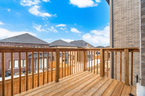 78 Bearberry Road, Springwater, ON 
