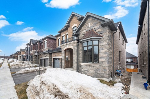 78 Bearberry Road, Springwater, ON 