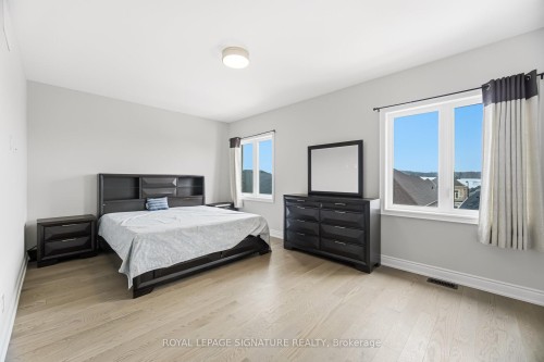 78 Bearberry Road, Springwater, ON 