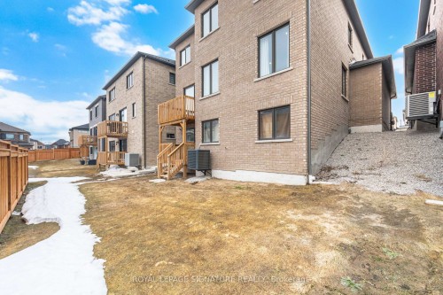78 Bearberry Road, Springwater, ON 