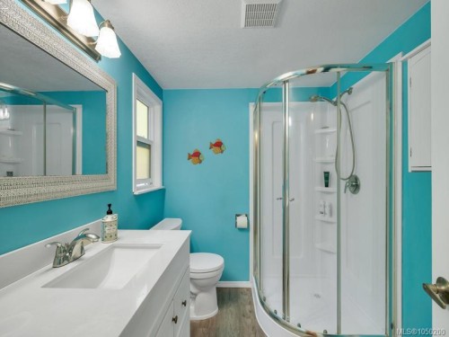 1371 Hooley Rd, Quadra Island, BC 