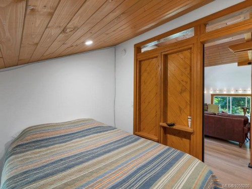 1371 Hooley Rd, Quadra Island, BC 