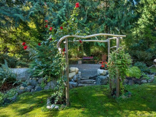 1371 Hooley Rd, Quadra Island, BC 